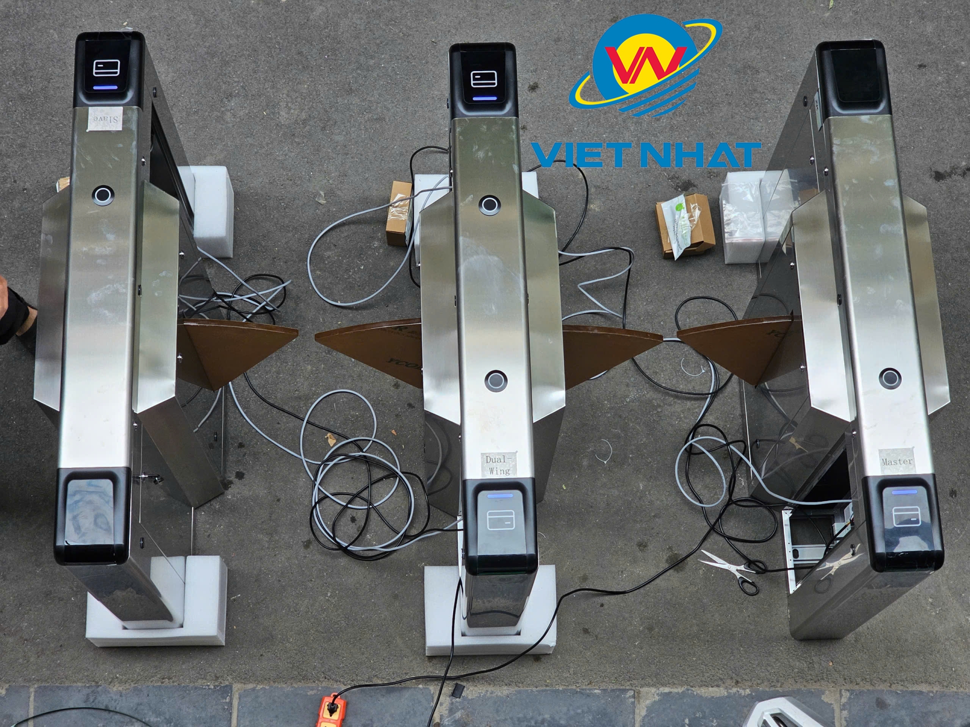 Ảnh thực tế cổng Flap Barrier Zkteco
